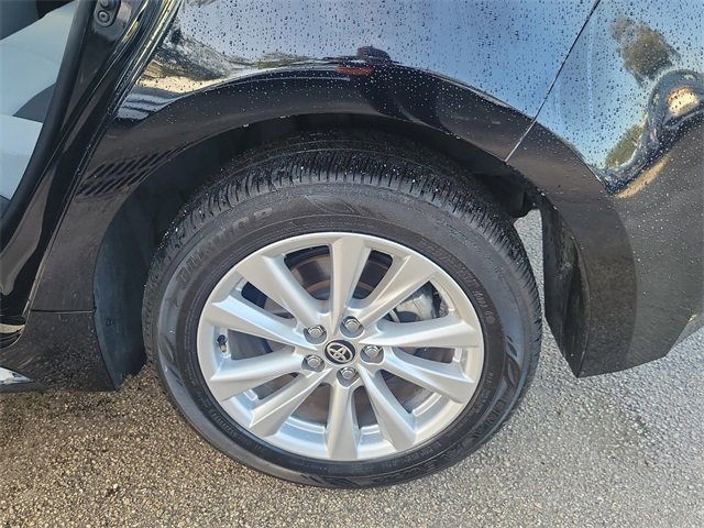 Used 2024 Toyota Corolla SE image 6