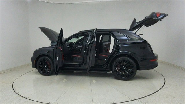Used 2022 Bentley Bentayga Speed image 69