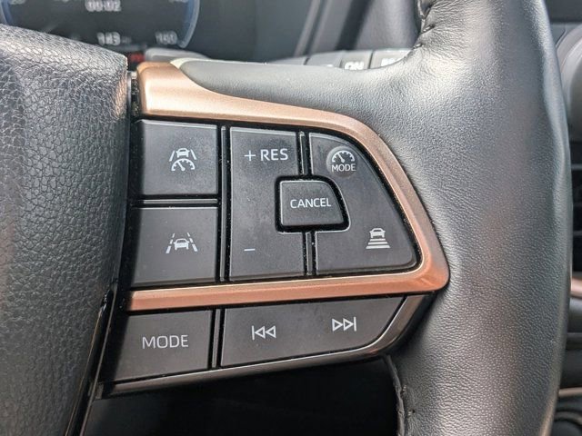 Used 2024 Toyota Grand Highlander AWD Hybrid image 27
