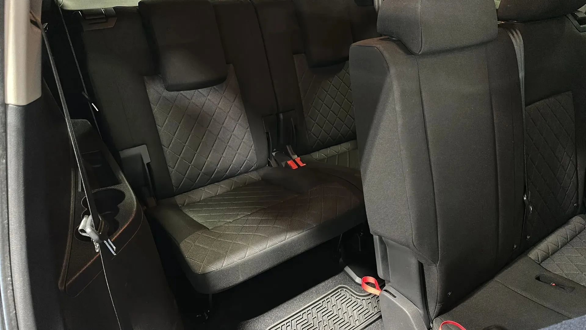 Used 2019 Volkswagen Atlas S FWD image 18