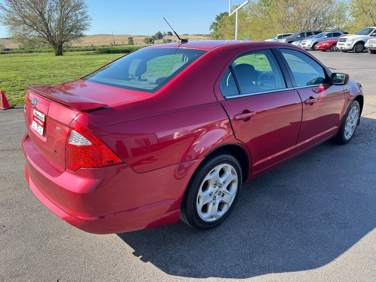 Used 2011 Ford Fusion SE FWD image 5