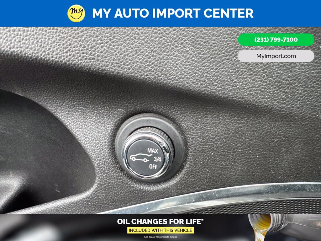 Used 2021 Buick Enclave Premium w/ Sun and Sites Package AWD/4WD image 13