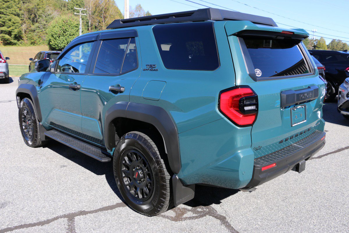 Used 2025 Toyota 4Runner TRD Off-Road image 3