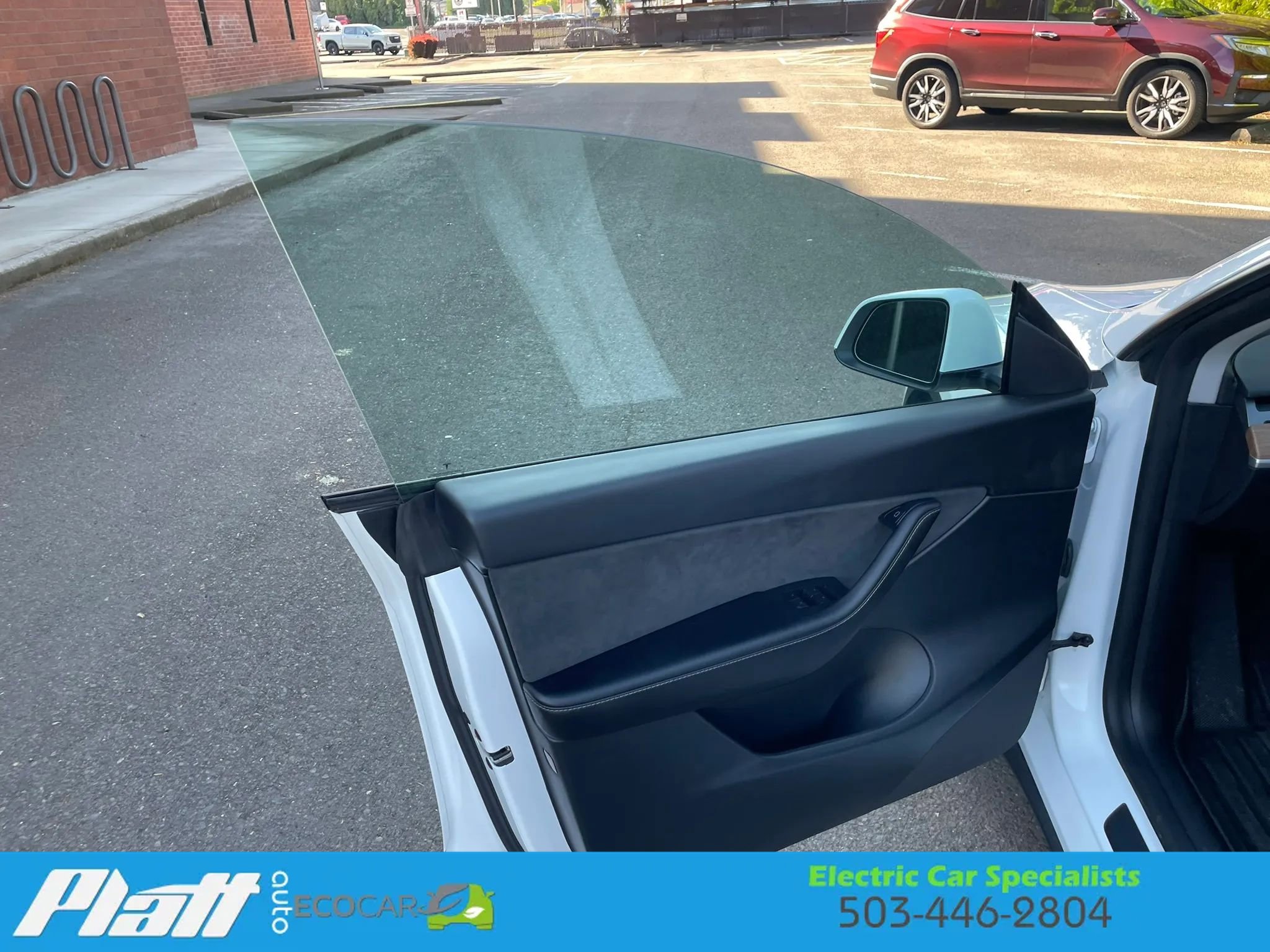 Used 2022 Tesla Model Y Performance AWD/4WD image 16