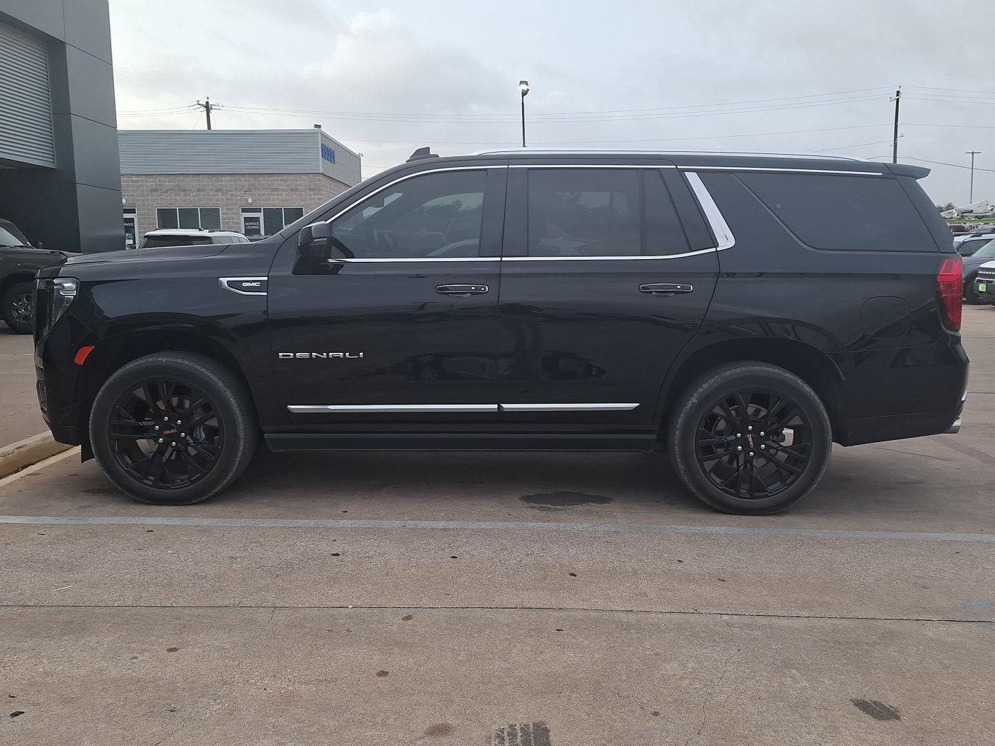 Used 2024 GMC Yukon Denali w/ Max Trailering Package RWD image 9