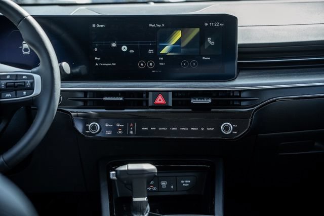 New 2025 Kia K5 EX FWD image 17