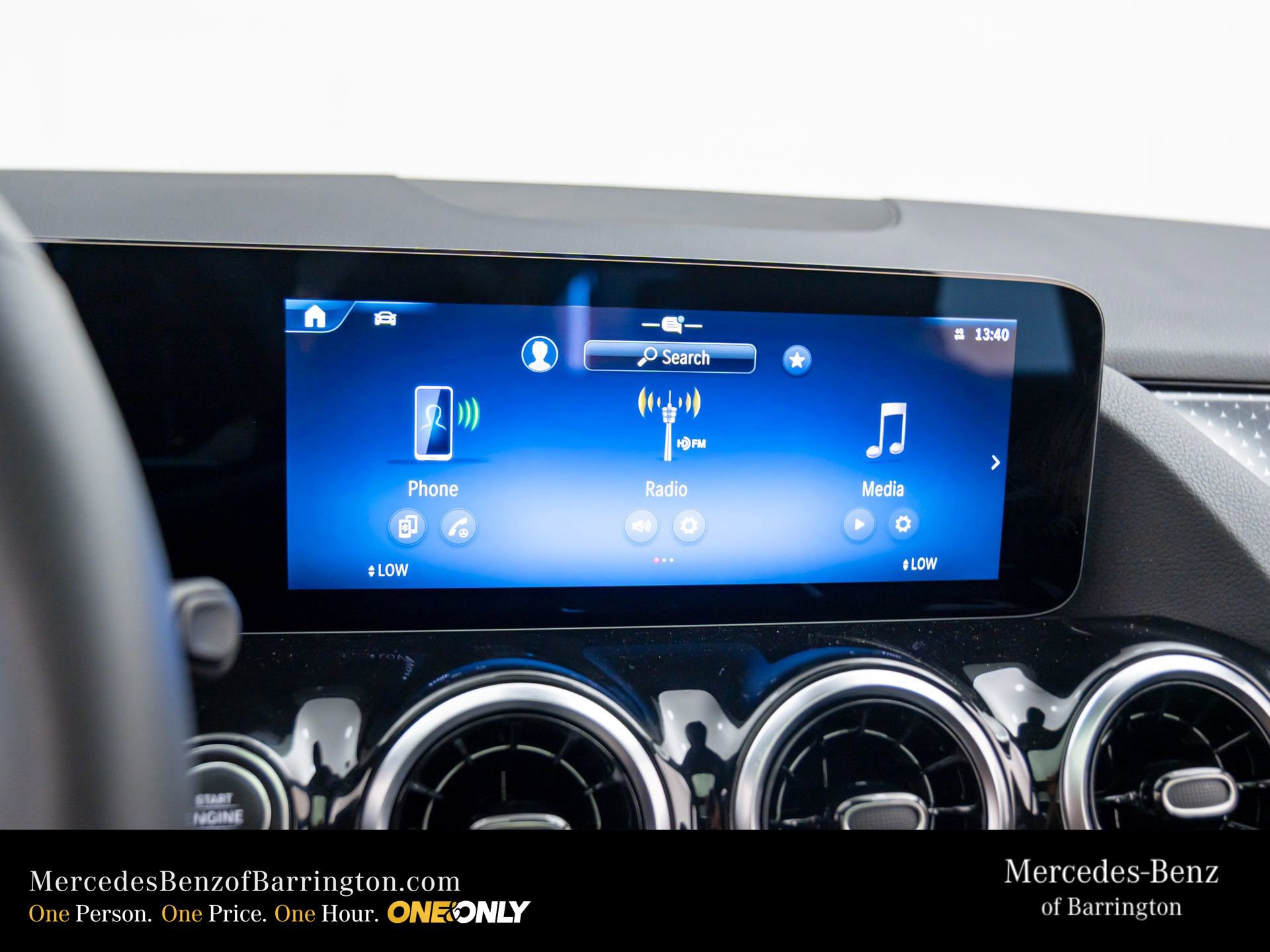 New 2026 Mercedes-Benz GLA 250 4MATIC image 24