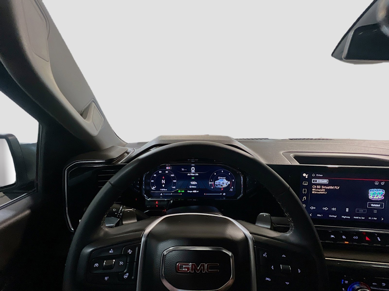 Used 2024 GMC Sierra 1500 SLT w/ SLT Premium Package image 7