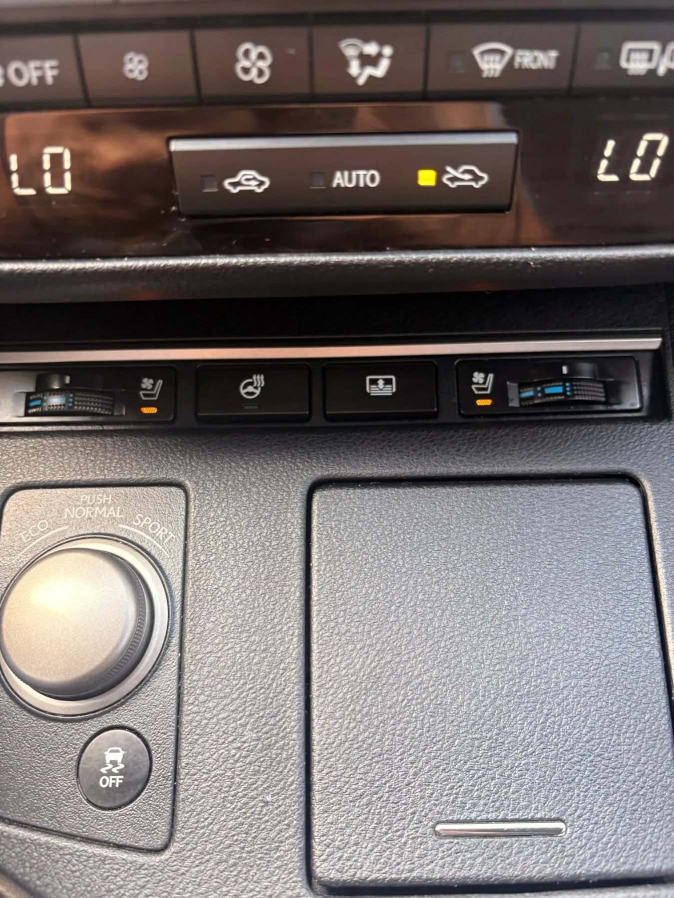Used 2015 Lexus ES 350 w/ Luxury Package FWD image 24