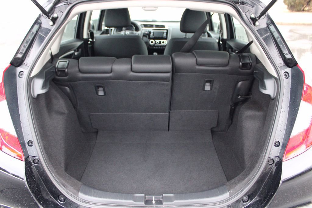 Used 2019 Honda Fit LX image 29