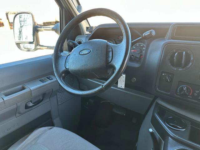 Used 2012 Ford E-250 and Econoline 250 w/ PWR Group image 13