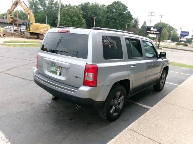 Used 2016 Jeep Patriot Sport w/ Power Value Group AWD/4WD image 5