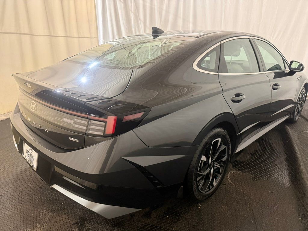 Certified 2025 Hyundai Sonata SEL image 12