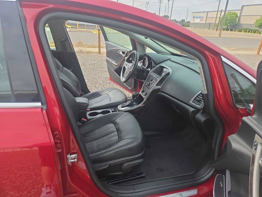 Used 2012 Buick Verano Leather FWD image 20