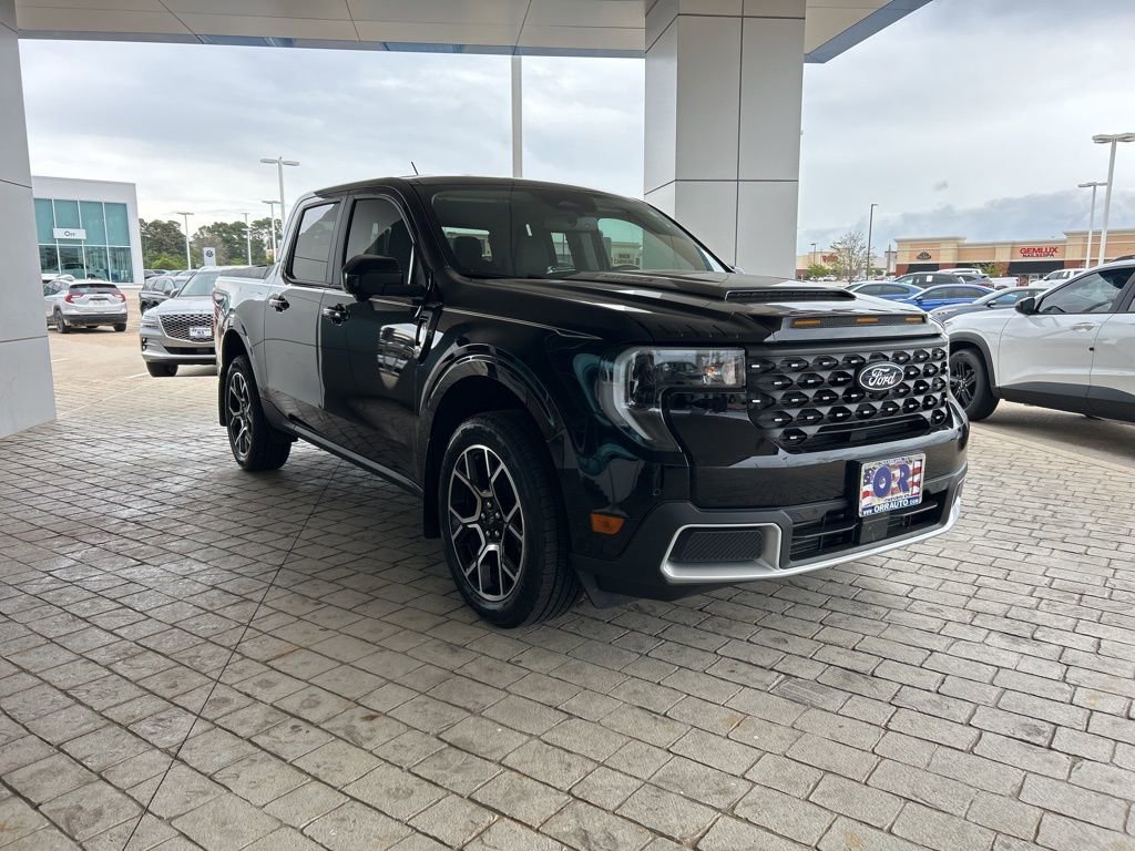 Used 2025 Ford Maverick Lariat w/ 4K Tow Package AWD/4WD image 3