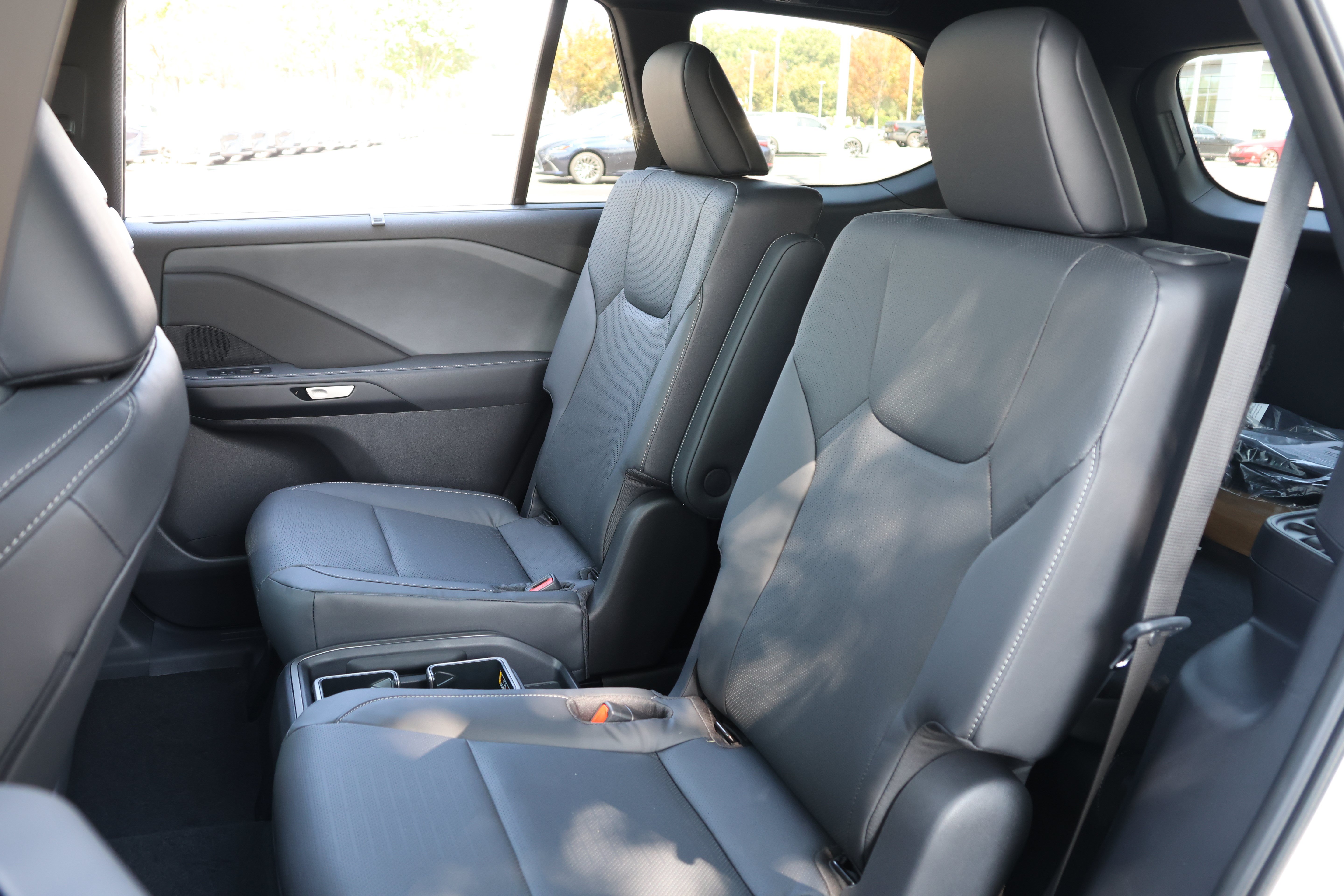 Used 2026 Lexus TX 350 AWD w/ Technology Package image 34