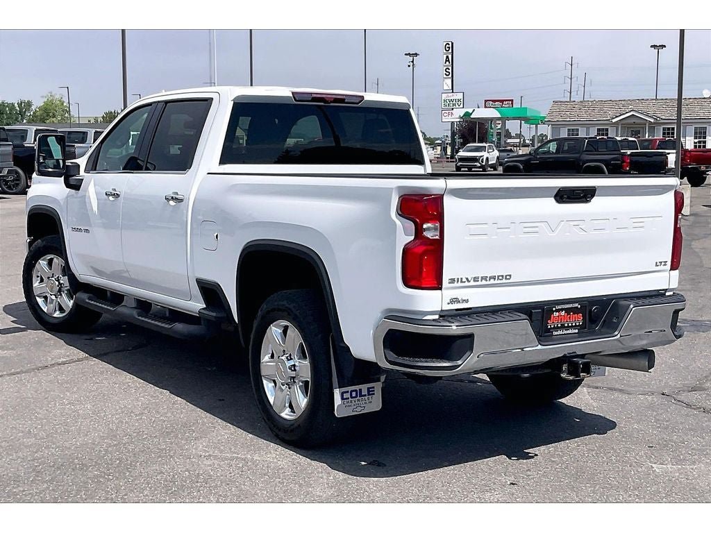 Used 2022 Chevrolet Silverado 3500 LTZ AWD/4WD image 13