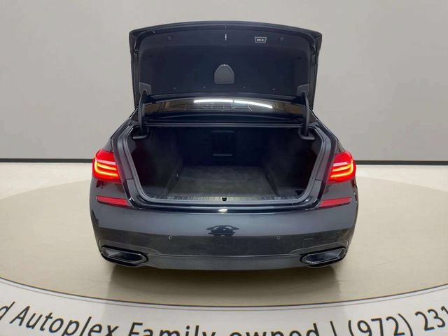 Used 2017 BMW 740i RWD image 84