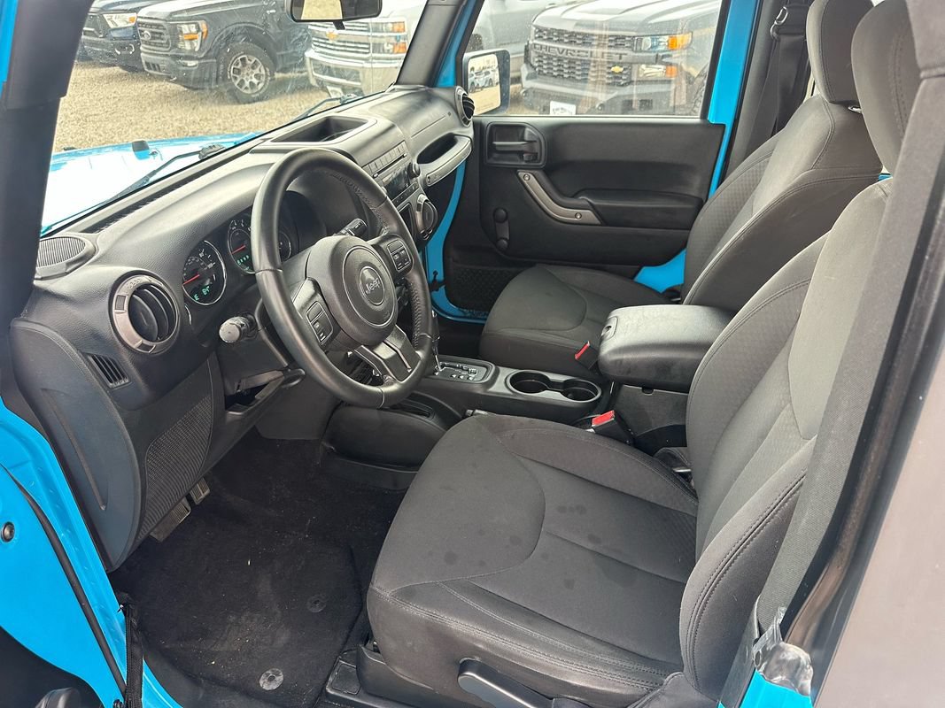 Used 2018 Jeep Wrangler Sport AWD/4WD image 33