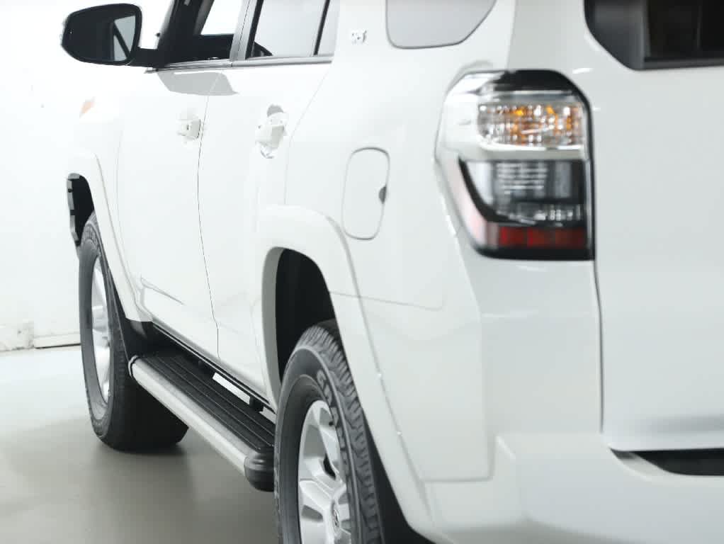 Certified 2023 Toyota 4Runner SR5 Premium w/ Moonroof Package AWD/4WD image 42