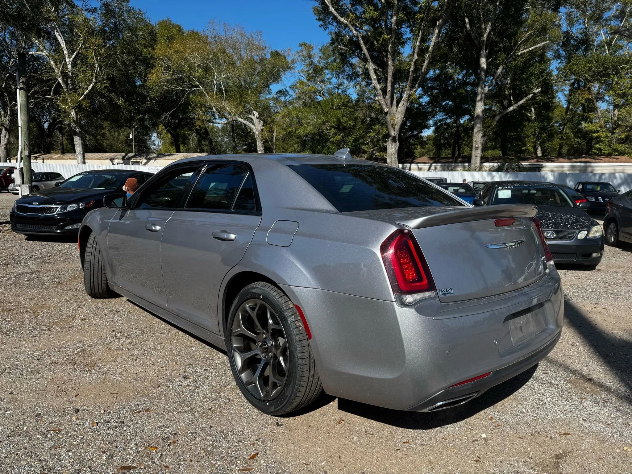 Used 2018 Chrysler 300 S w/ 300S Premium Group image 3