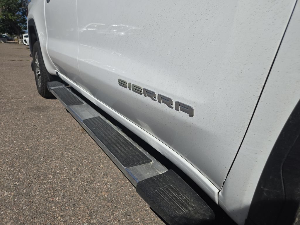 Used 2024 GMC Sierra 1500 SLE w/ Preferred Package AWD/4WD image 18