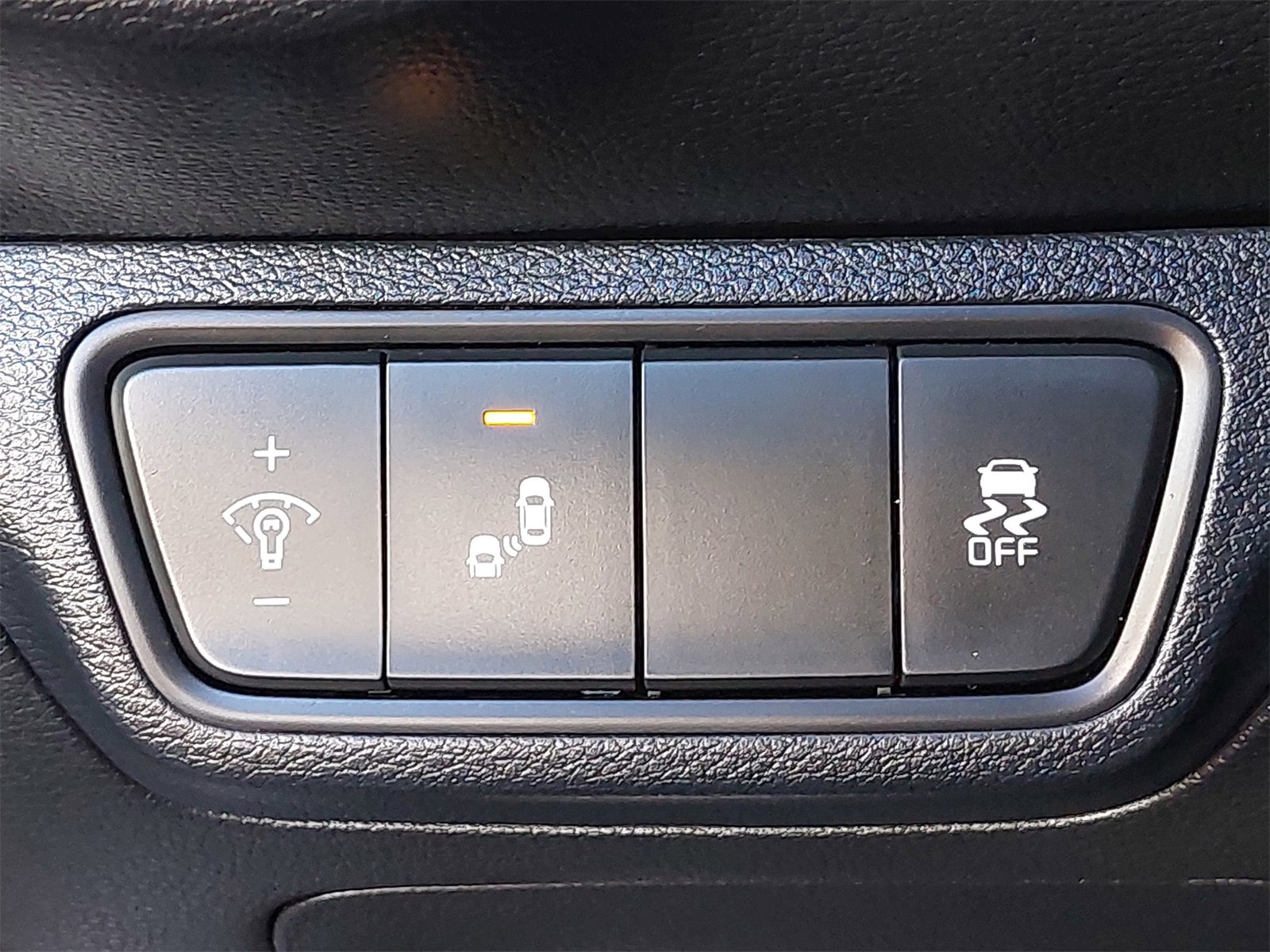 Certified 2023 Kia Forte GT-Line w/ GT-Line Technology Package image 32