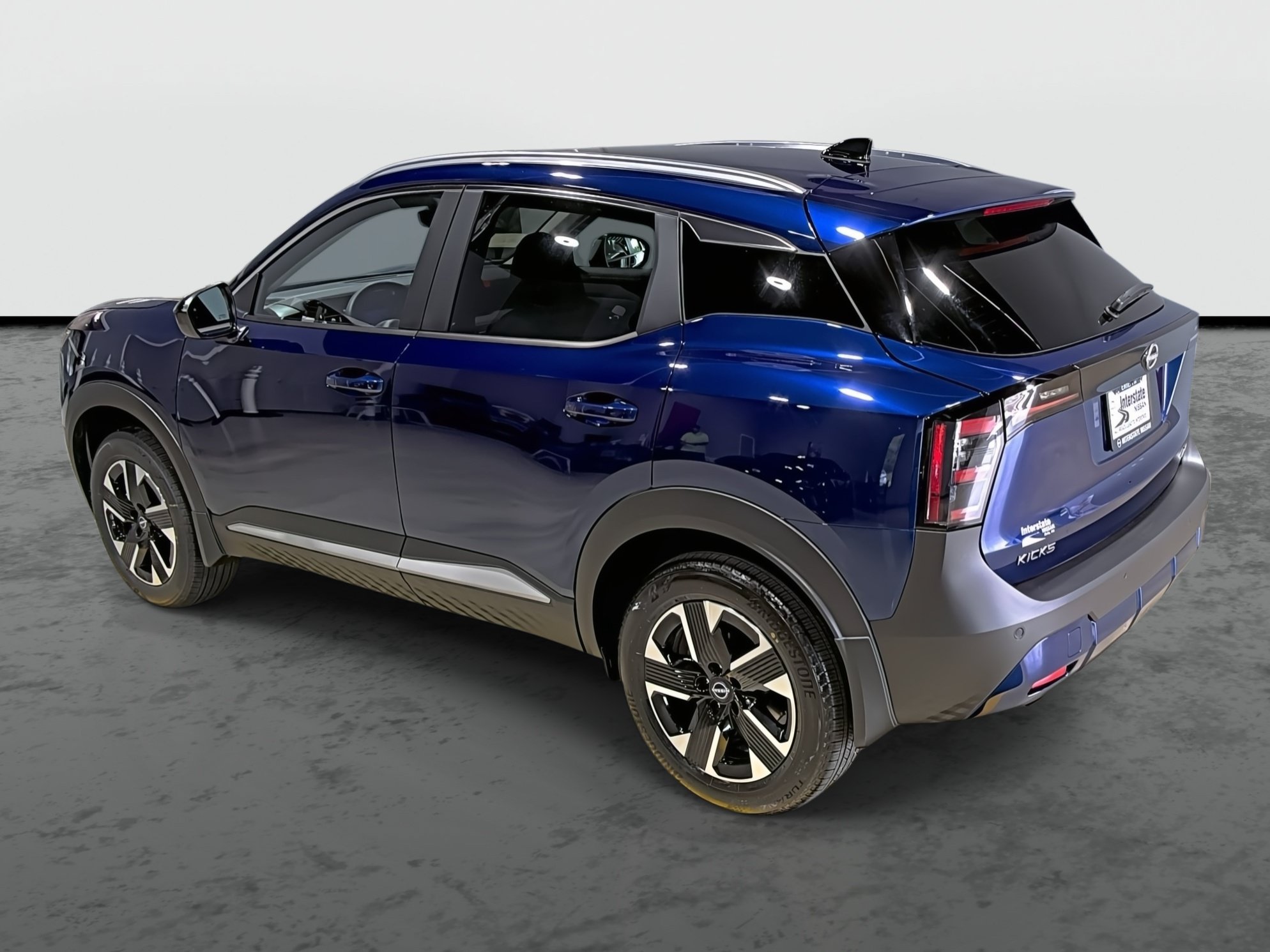 New 2026 Nissan Kicks SV w/ SV Premium Package AWD/4WD image 2