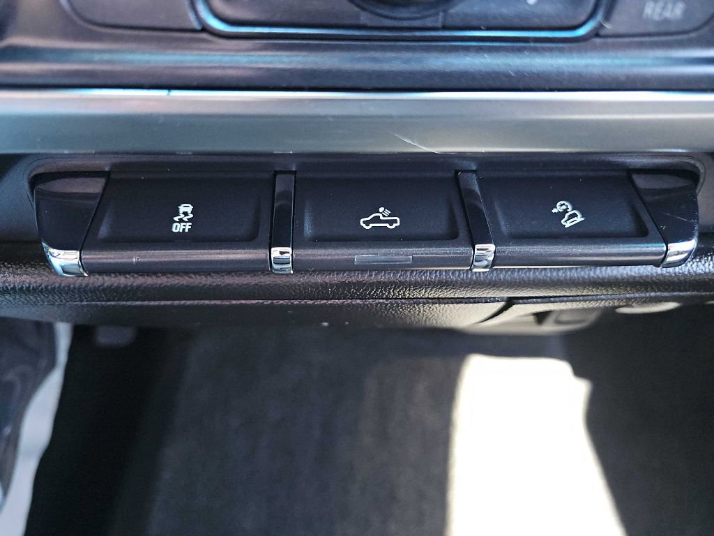 Used 2016 Chevrolet Silverado 1500 LT w/ All Star Edition image 36