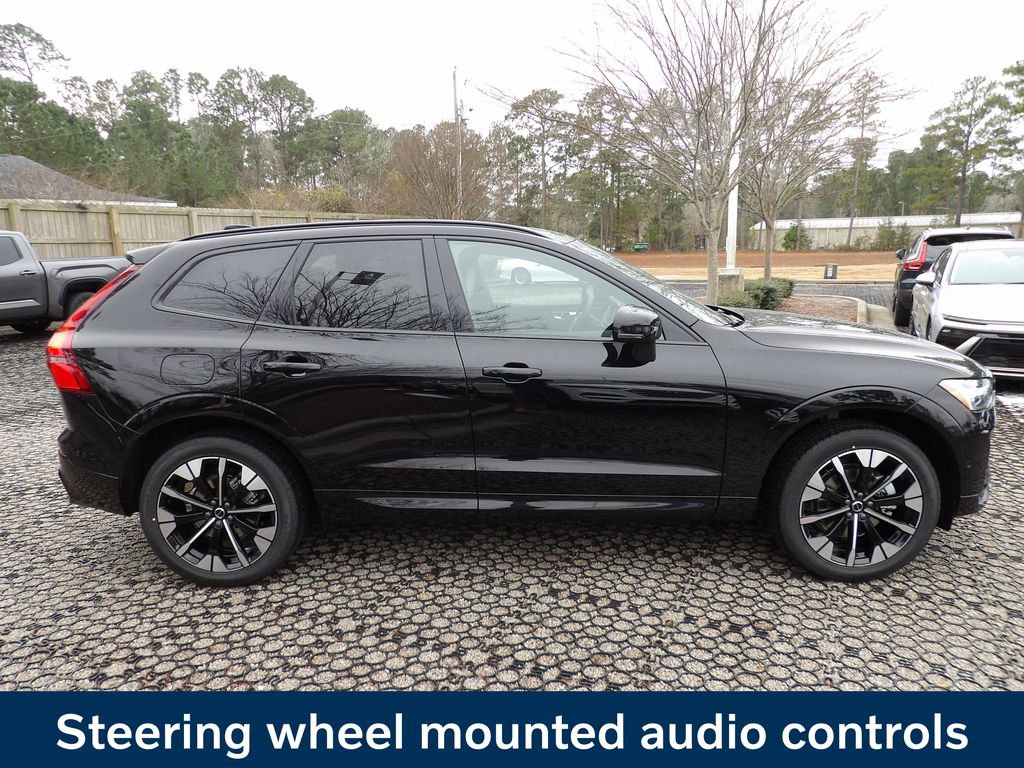 New 2026 Volvo XC60 B5 Plus w/ Protection Package Premier AWD/4WD image 4