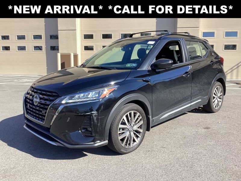 Used 2024 Nissan Kicks SR w/ Exterior Package image 3