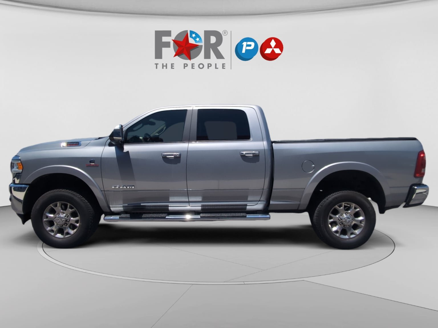 Used 2019 RAM 2500 Laramie AWD/4WD image 2