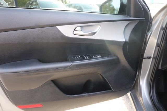 Used 2022 Kia Forte LXS image 19