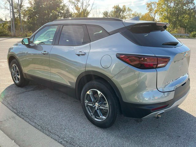 New 2025 Chevrolet Blazer LT w/ Convenience Package AWD/4WD image 4