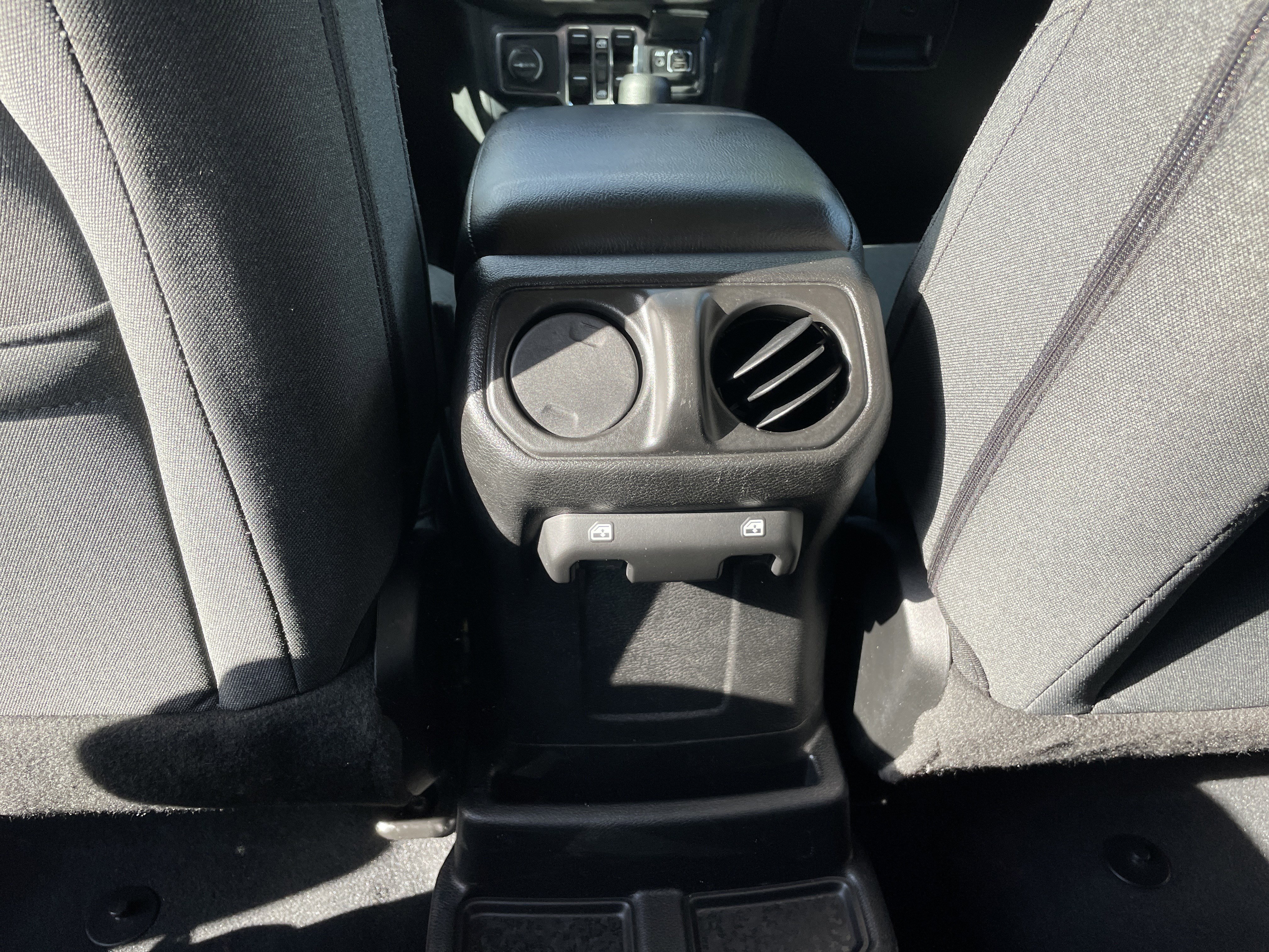 Certified 2024 Jeep Wrangler Sport S image 25