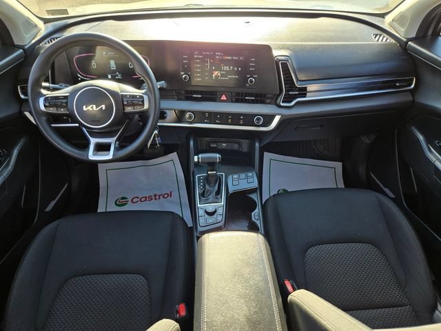 Used 2023 Kia Sportage LX AWD/4WD image 14