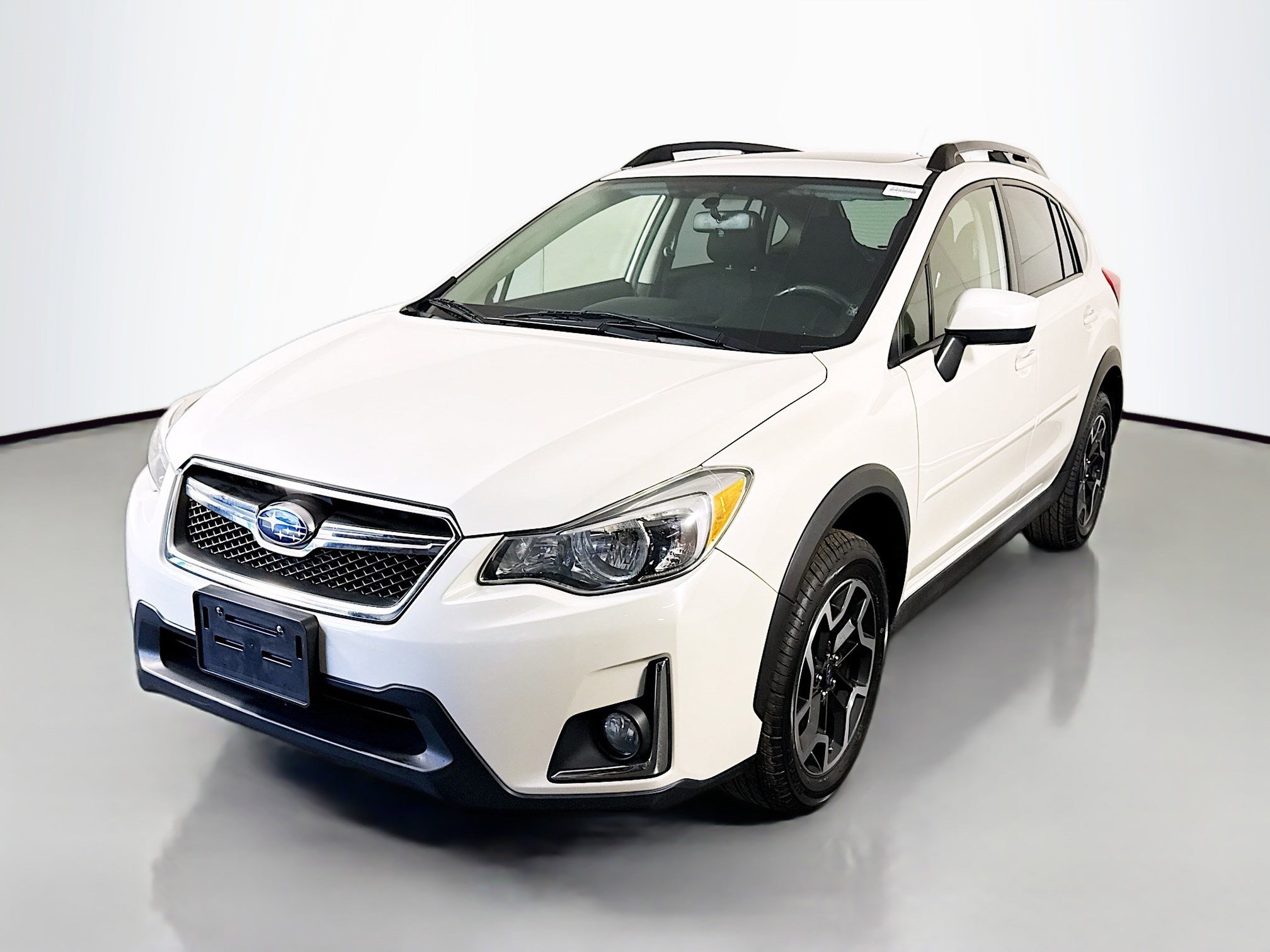 Used 2016 Subaru Crosstrek 2.0i Premium w/ Moonroof Package image 4
