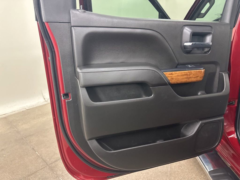 Used 2018 Chevrolet Silverado 1500 High Country image 28