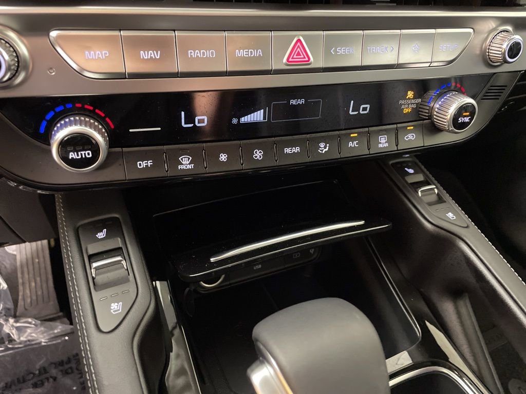 New 2025 Kia Telluride EX image 29