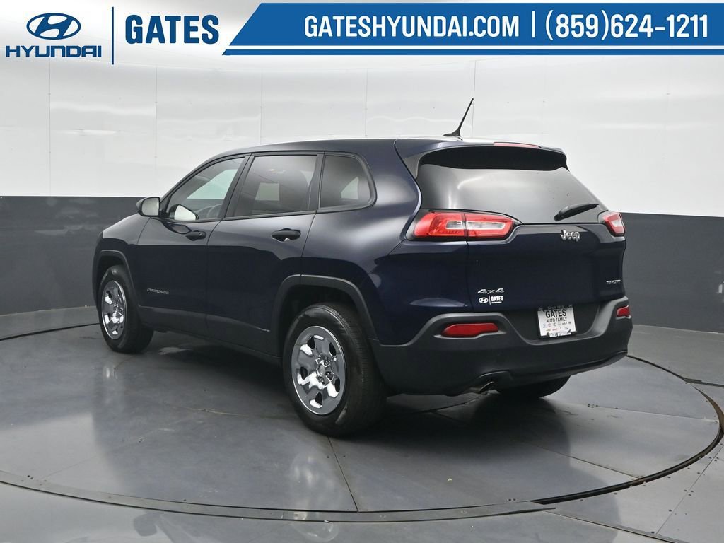 Used 2016 Jeep Cherokee Sport AWD/4WD image 8