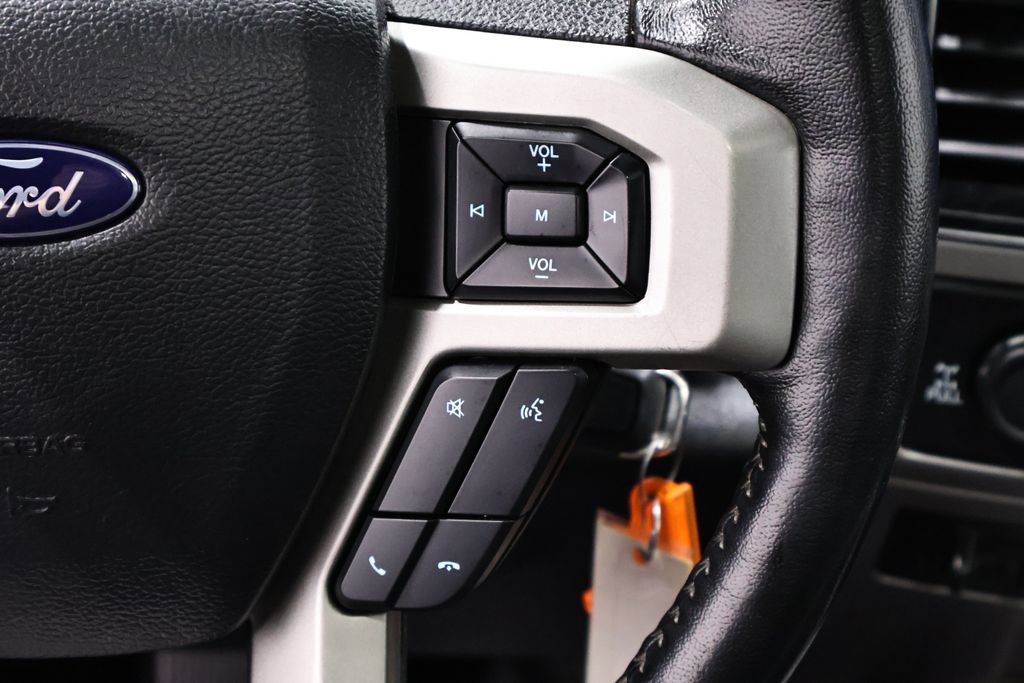 Certified 2022 Ford F250 Lariat w/ Black Appearance Package image 27