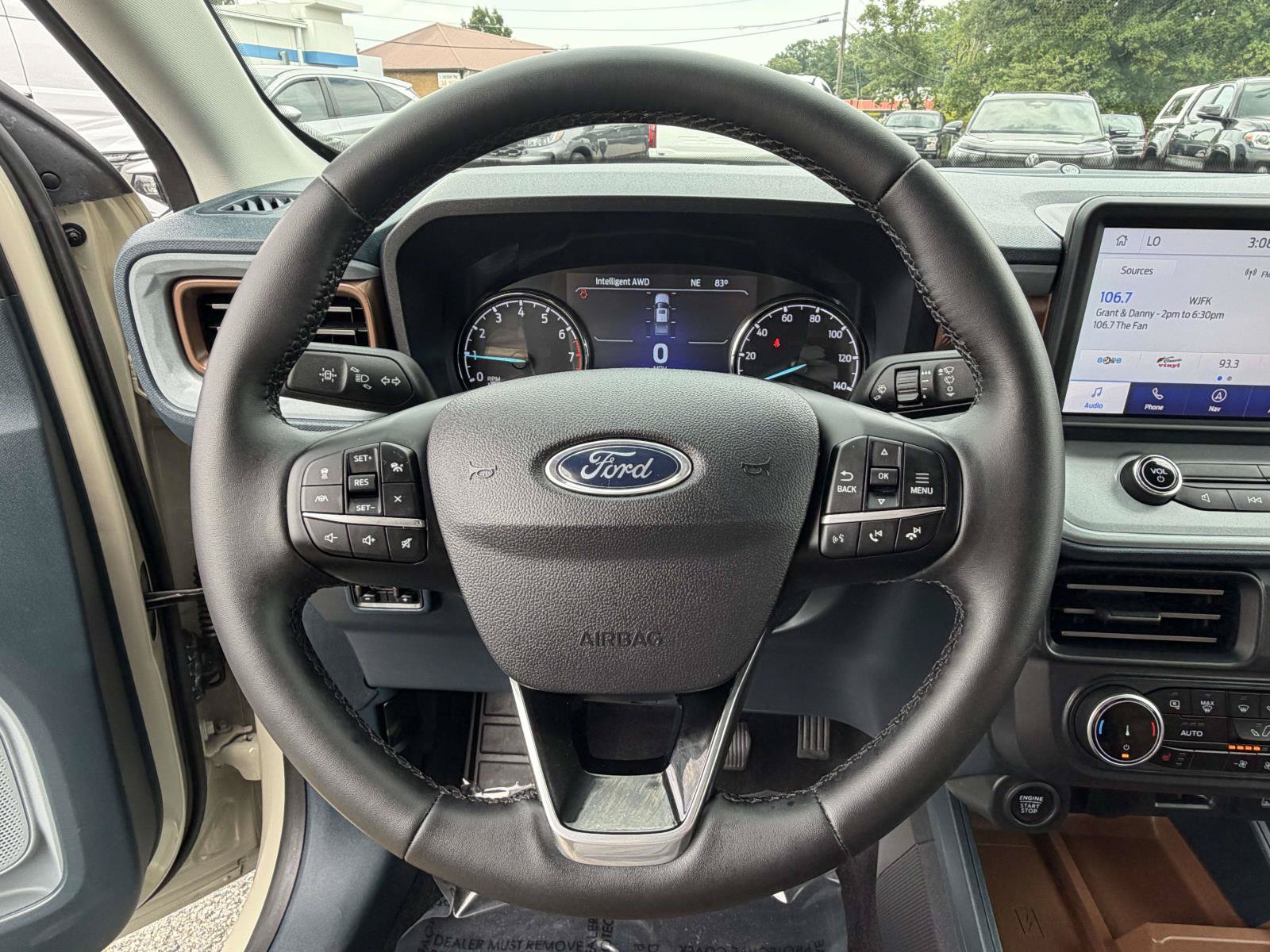 Used 2024 Ford Maverick Lariat w/ FX4 Off-Road Package AWD/4WD image 12
