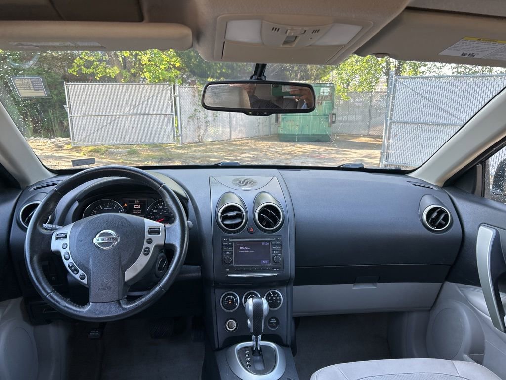 Used 2013 Nissan Rogue SL image 19