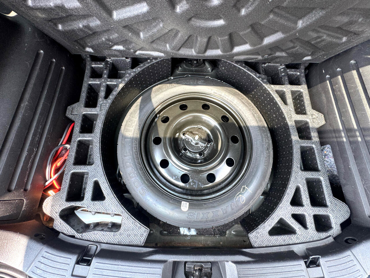 Used 2014 Ford Edge SE image 19