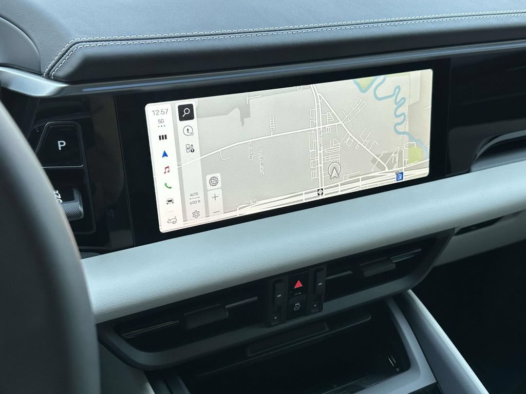New 2026 Porsche Macan 4 Electric AWD/4WD image 24