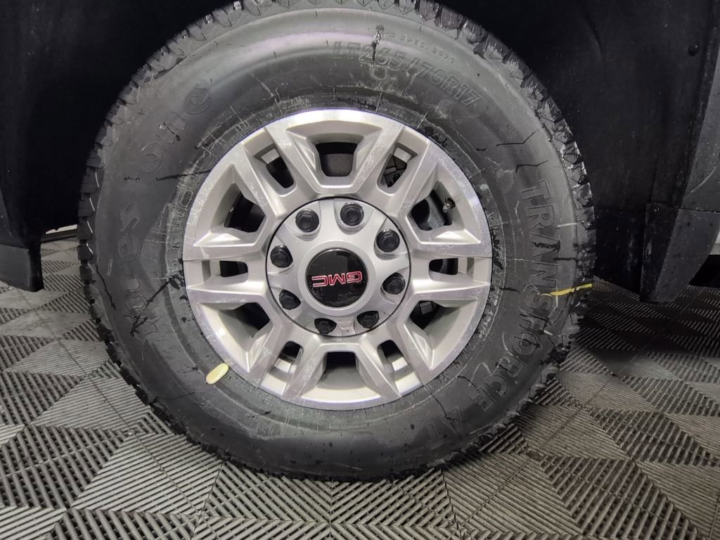 New 2026 GMC Sierra 2500 Pro w/ 1SA Pro Safety Plus Package AWD/4WD image 9