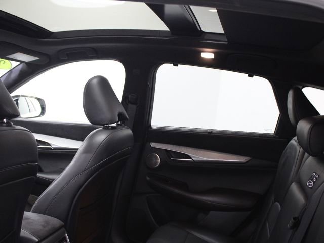 Used 2019 INFINITI QX50 Essential w/ Sensory Package AWD/4WD image 10