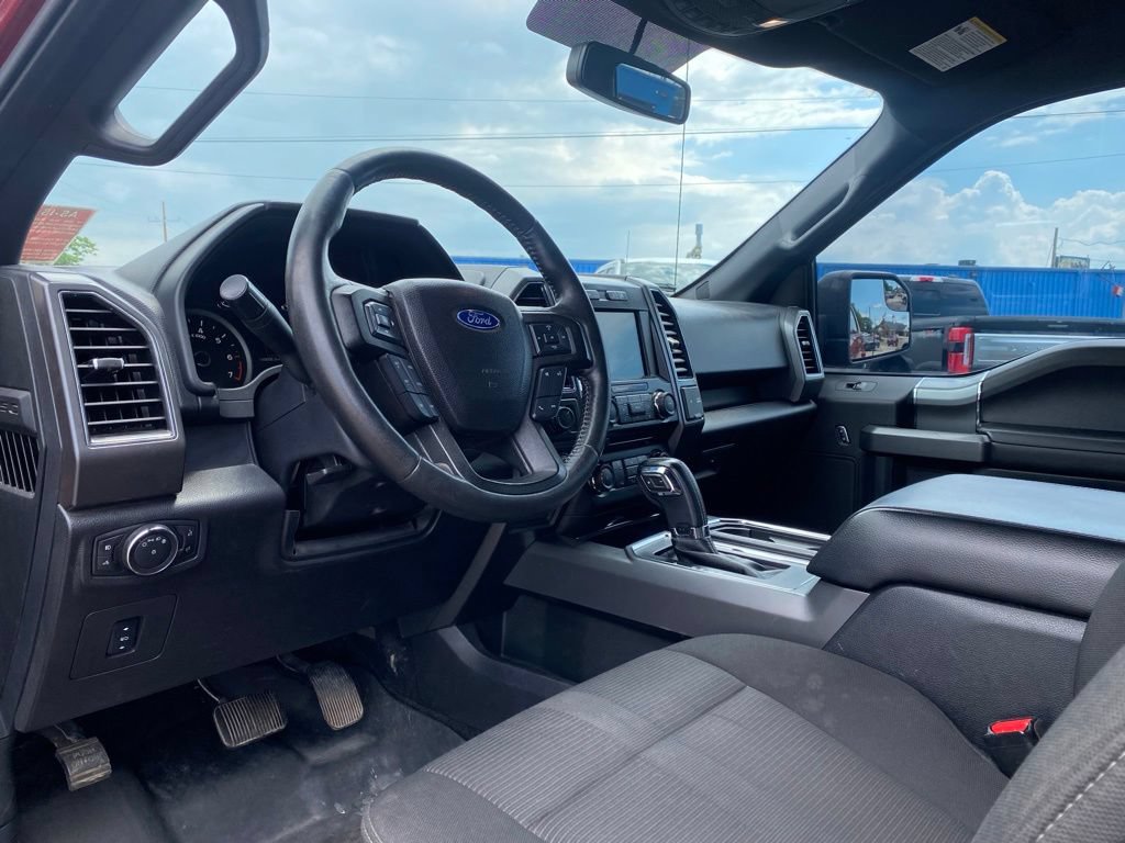 Used 2017 Ford F150 XLT w/ Equipment Group 302A Luxury AWD/4WD image 9