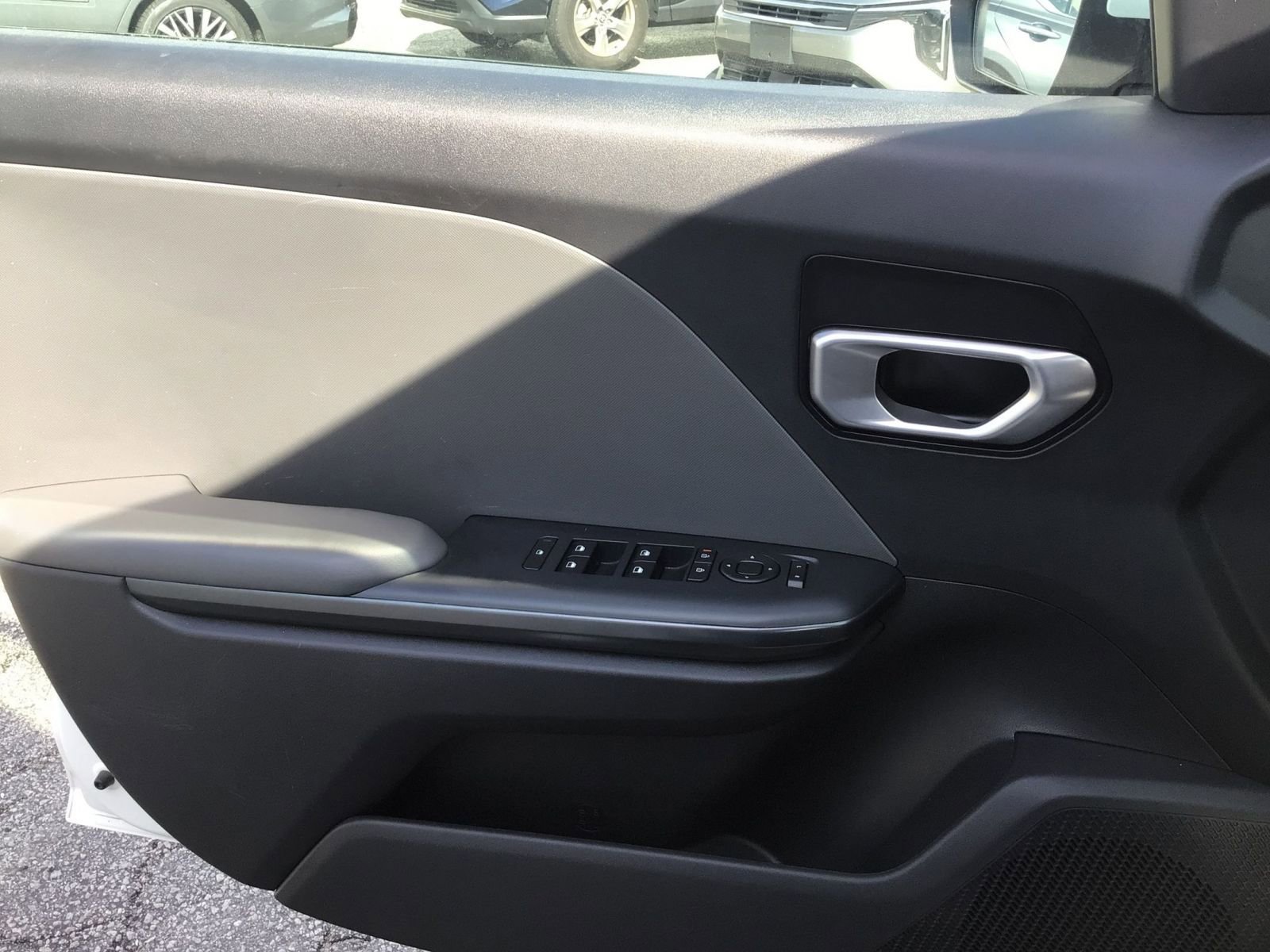 Used 2025 Kia K4 LXS image 18