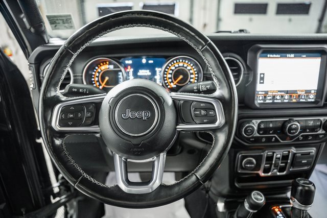 Used 2020 Jeep Wrangler Unlimited Sahara image 32